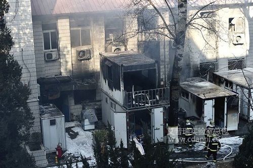 12月26日北交大环境工程系实验室发生爆炸现场，3名学生遇难